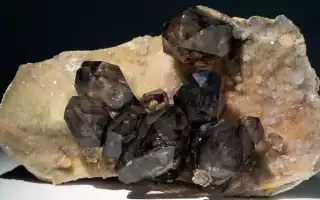 Необычный минерал Раухтопаз с интересной историей