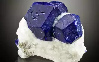 Что представляет собой лазурит