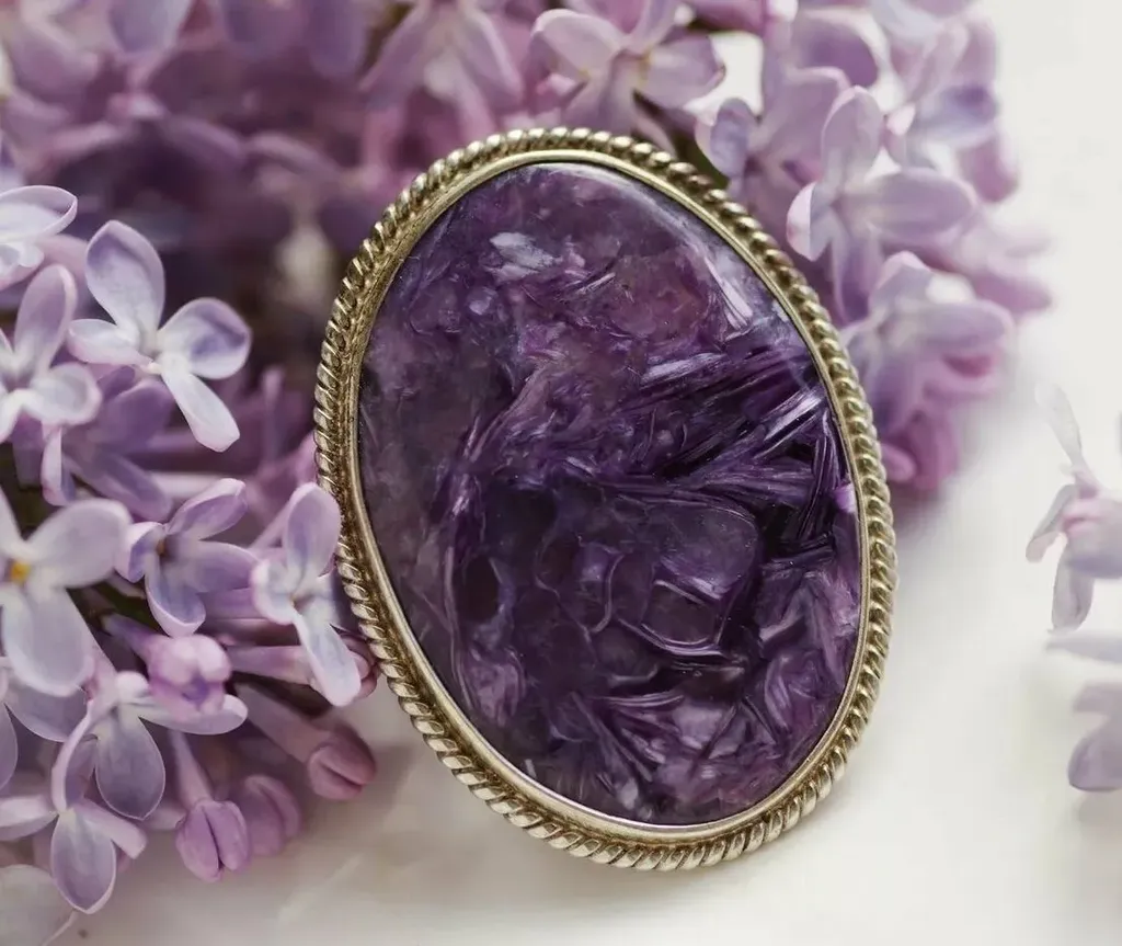 Украшения из Чароита