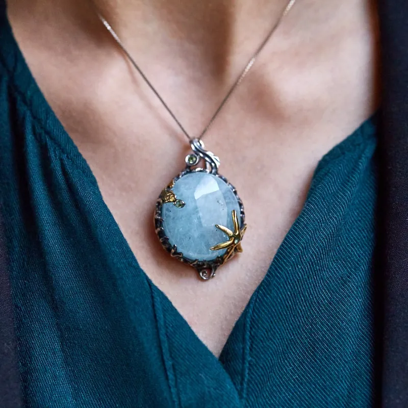 Кулон с аквамарином