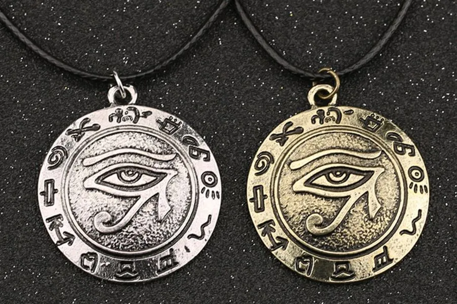 Амулет глаз Гора