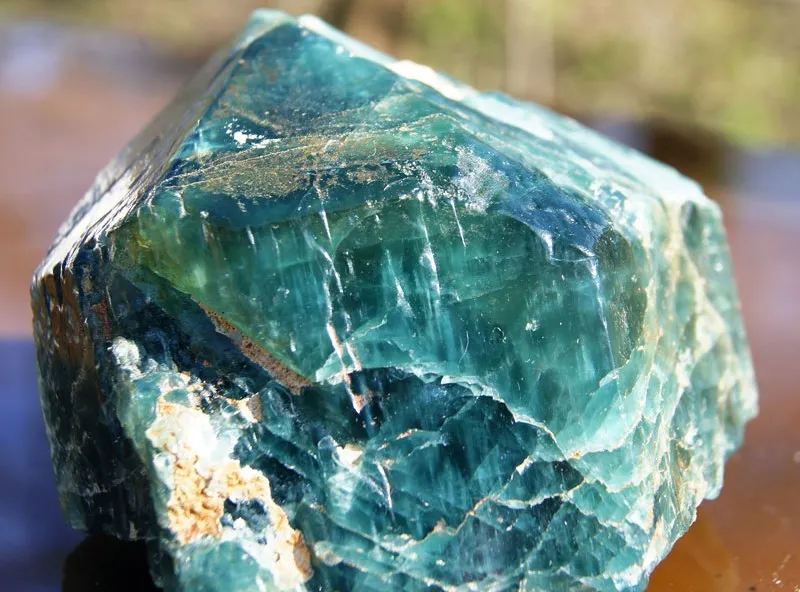 Минерал апатит