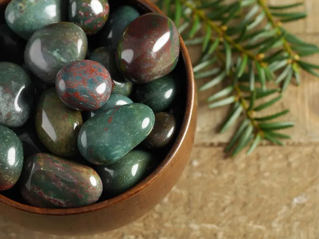 Гелиотроп камень