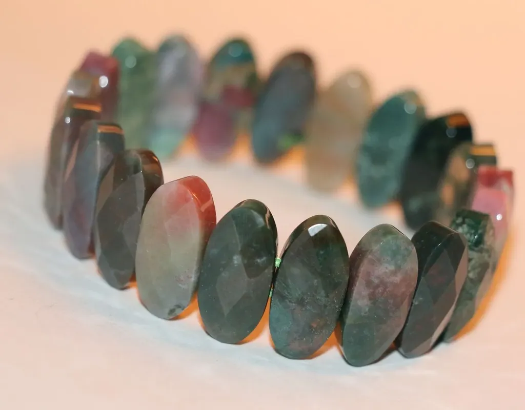 Браслет с Гелиотропом