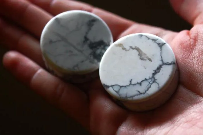 Камень говлит