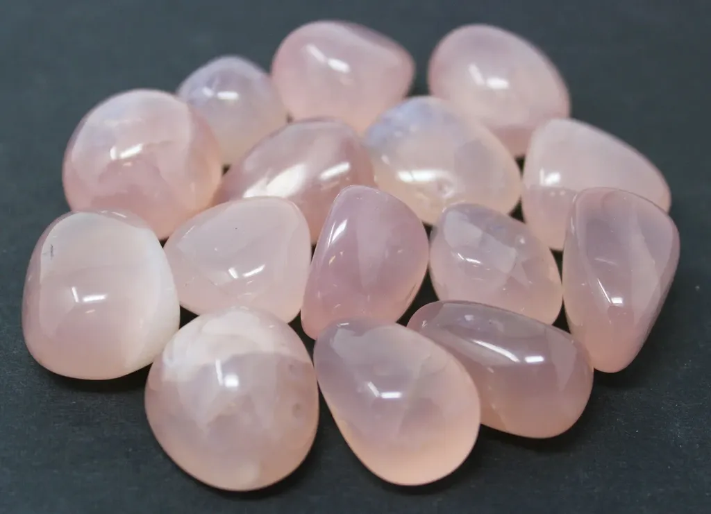 Розовый халцедон