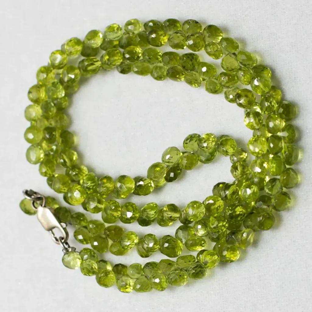 Ожерелье Хризолит