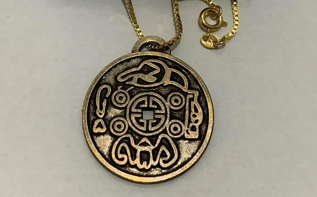 Имперский амулет 