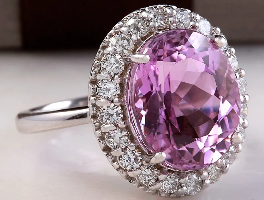 Украшения из камня розовый кунцит