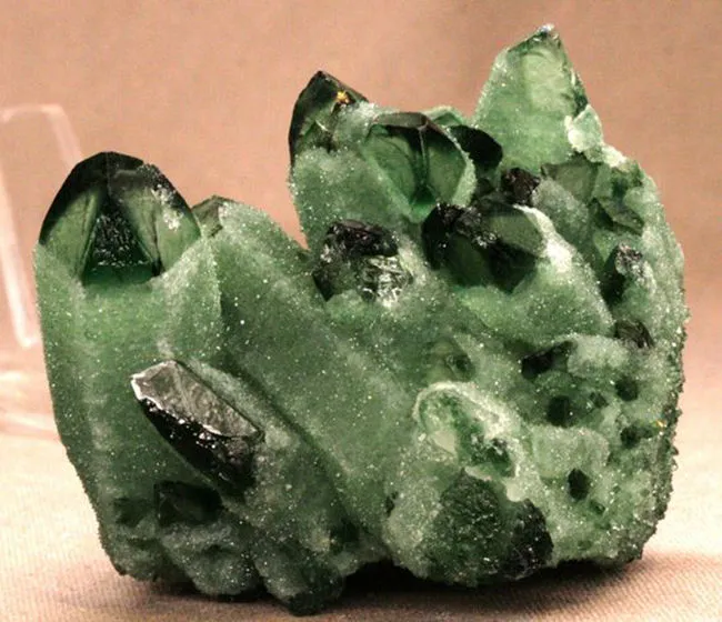 Минерал празиолит