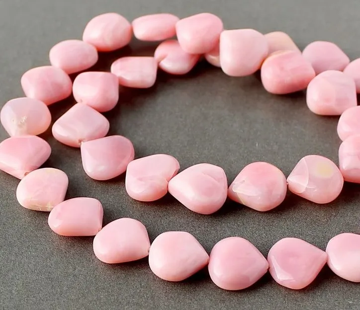 Украшение из Родонита