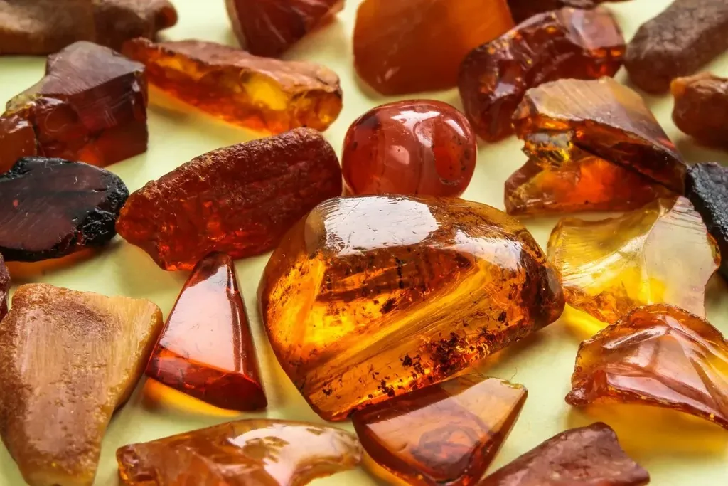 Янтарь