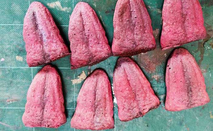 прикусил язык