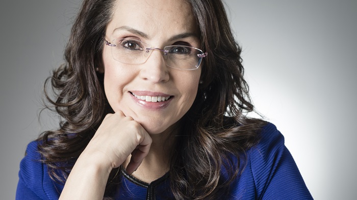 Женщина в очках