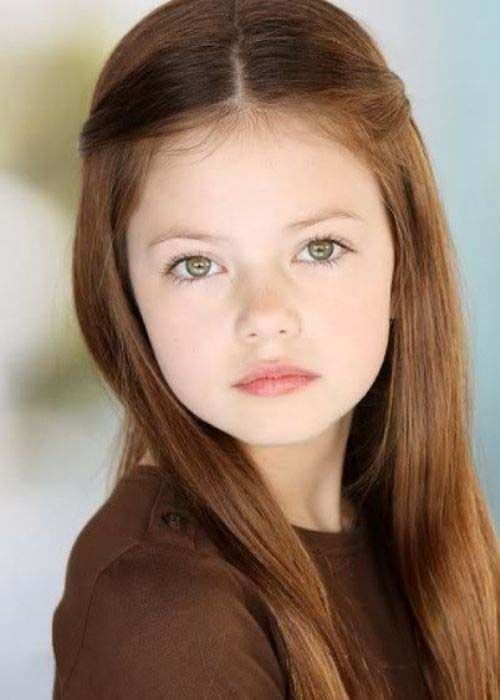 Милая девочка.