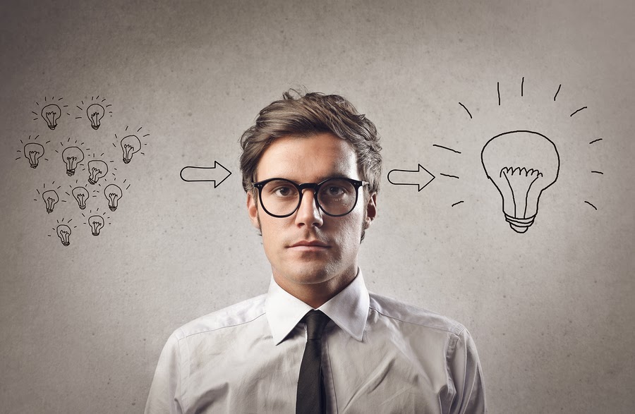 Он аналитик