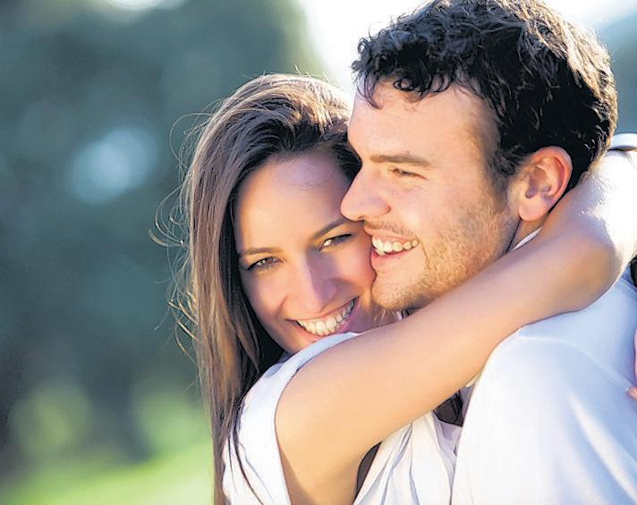 Парень и девушка.