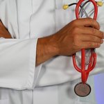 Доктор с фонендоскопом