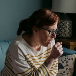 Женщина в очках