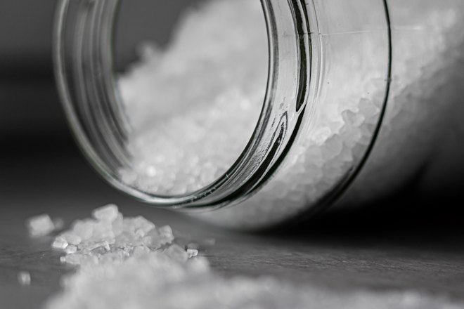 Соль из банки