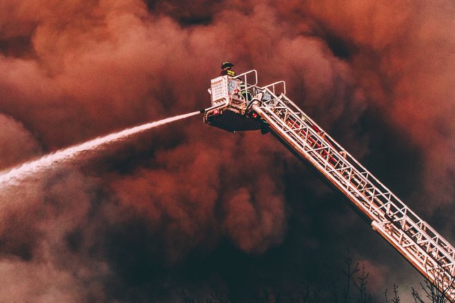 Тушение пожара с люльки