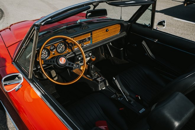 Угнанный кабриолет