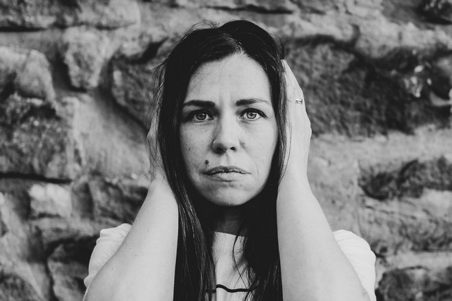 Звон в обоих ушах