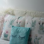 Подушка с глазками