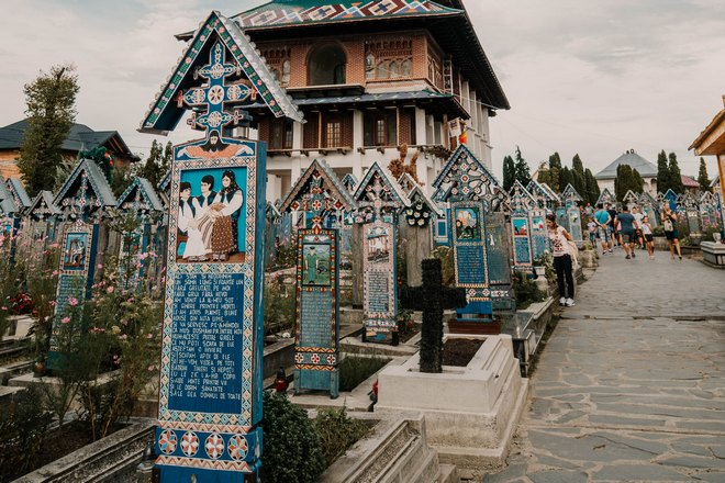 Азиатское кладбище