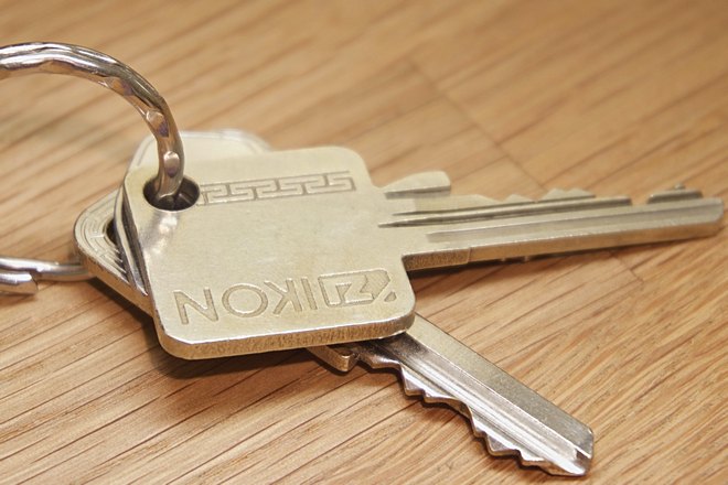 2 ключа крупным планом