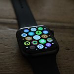 Часы с цветным дисплеем