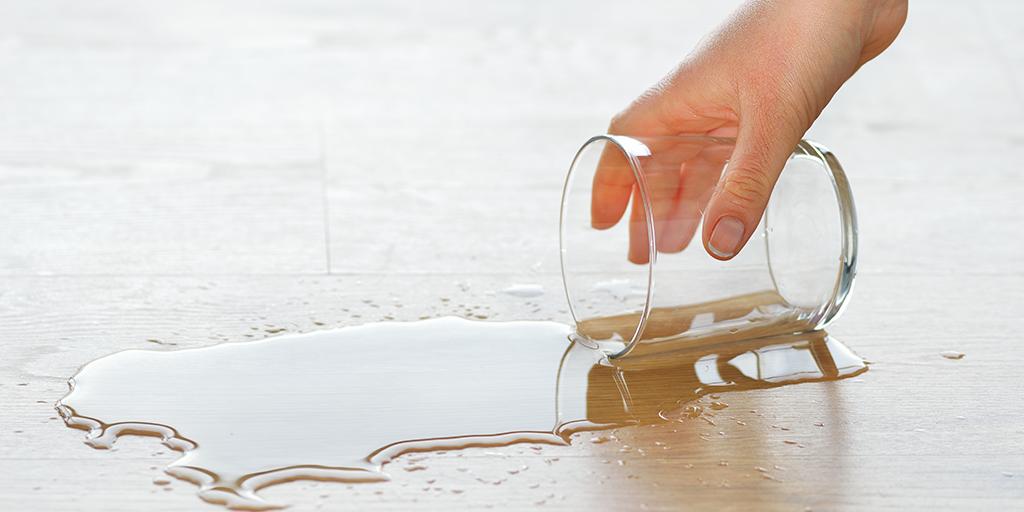 чистый стакан после воды