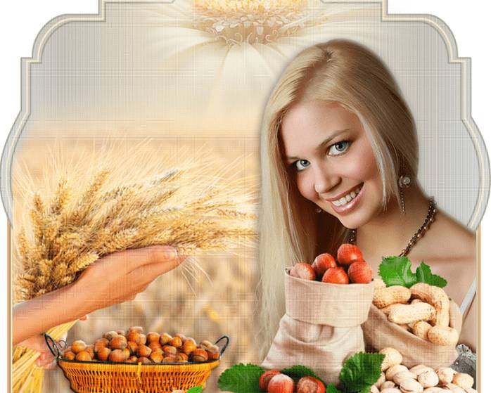 девушка улыбается