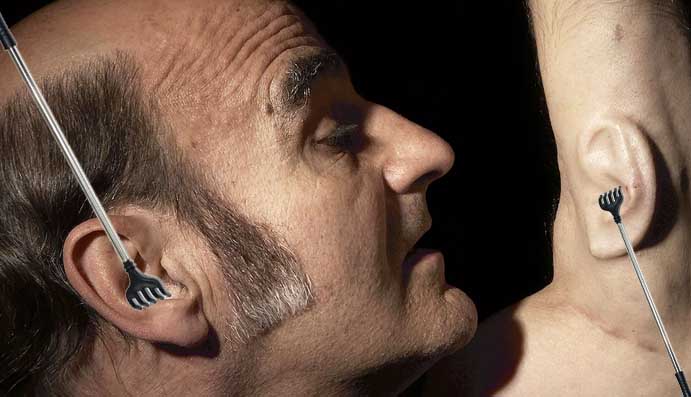 к чему чешется ухо4