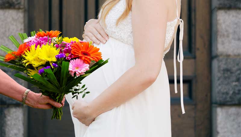 букет для беременной слева