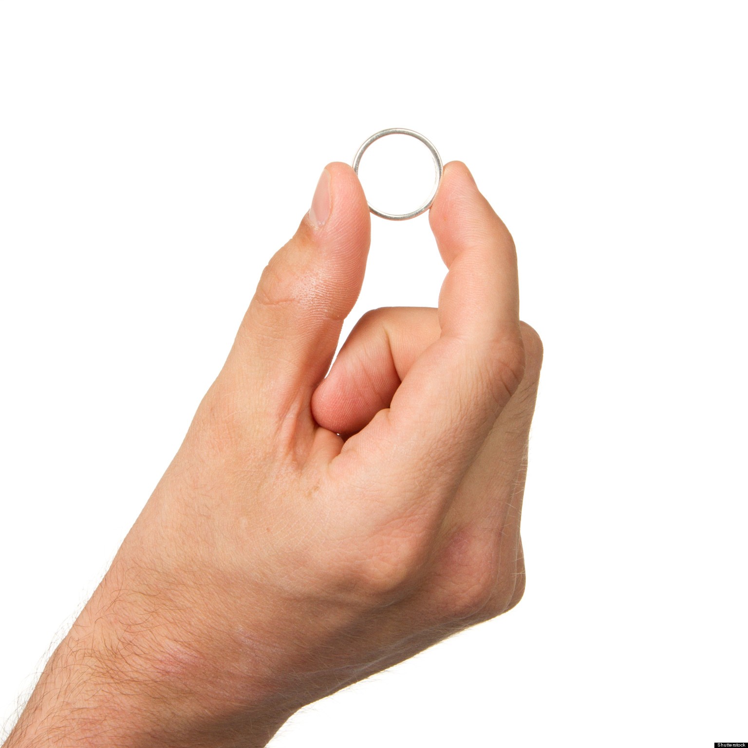 кольцо в руке