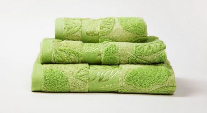 Махровые полотенца с жаккардовым узором