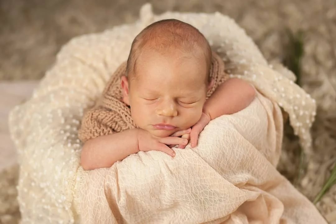 младенец спит