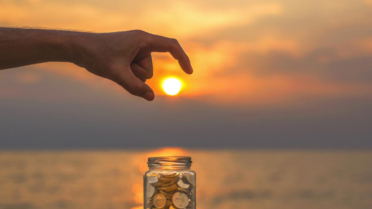 монеты в банке