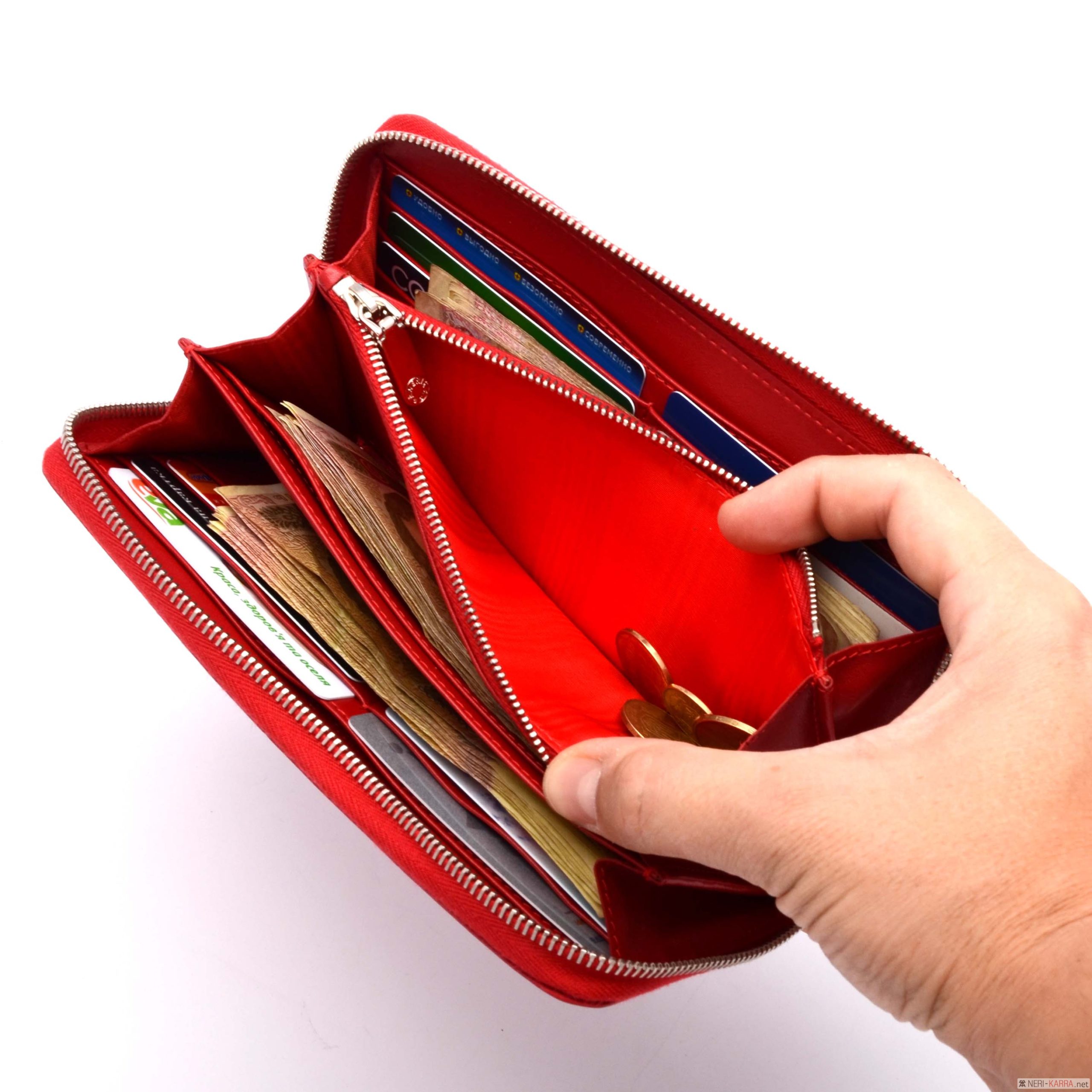 монеты в кошельке