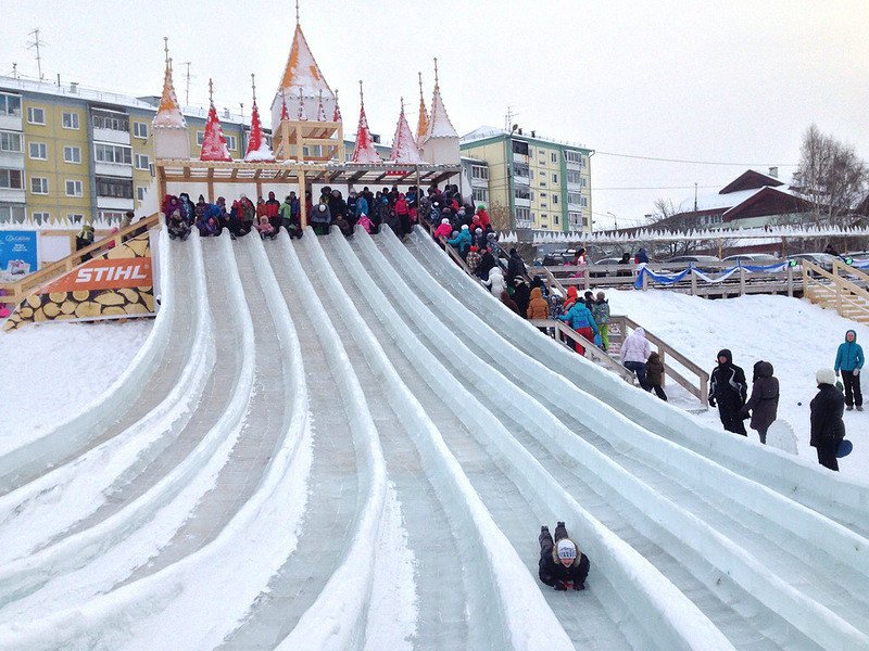 новогодние катания на горках