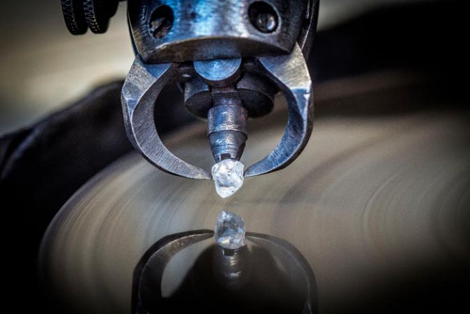 обработка драгоценного камня