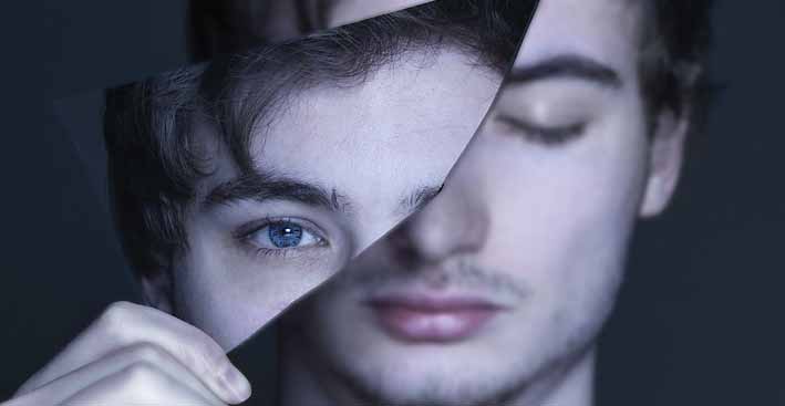 осколок зеркала