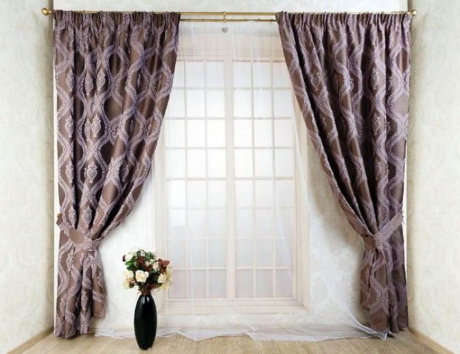 Портьеры. Чем они лучше штор? Как выбрать в дом?