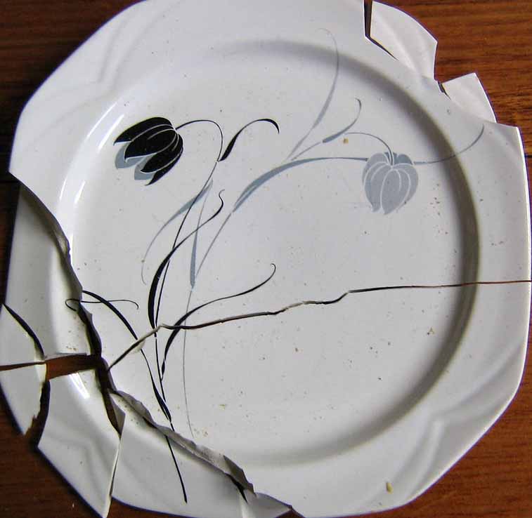 разбитая тарелка 3