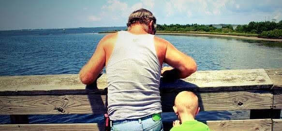 с отцом на природе