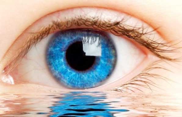 слезятся глаза