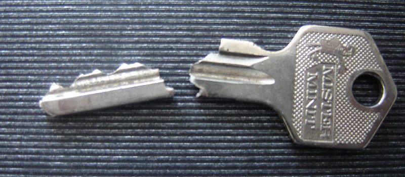 сломанный ключ