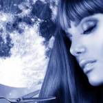 стригут волосы себе 7