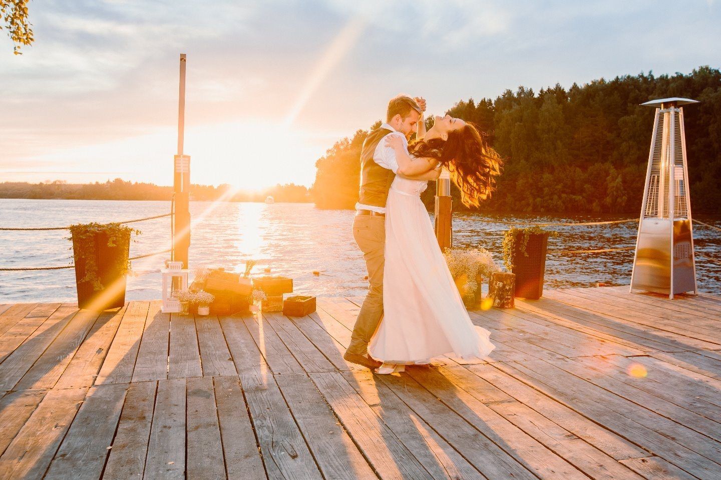 свадьба на закате солнца